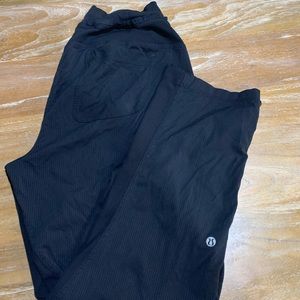 Cropped lulu wind pants